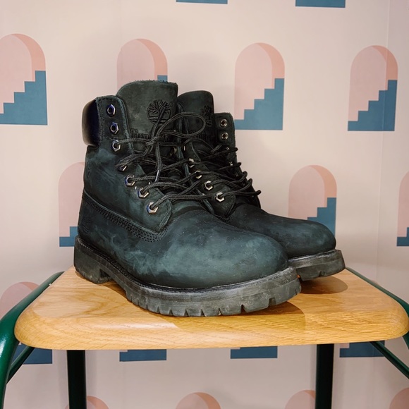 Timberlands Women’s black premium boots - Picture 2 of 4